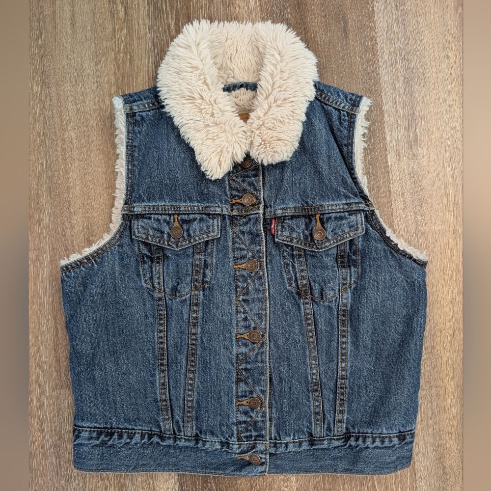 Levi's Sherpa Lined Denim Jean Trucker Vest Size M